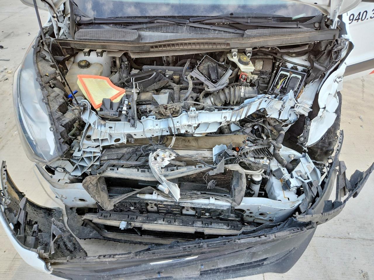 FORD TRANSIT CONNECT 2022 — 13