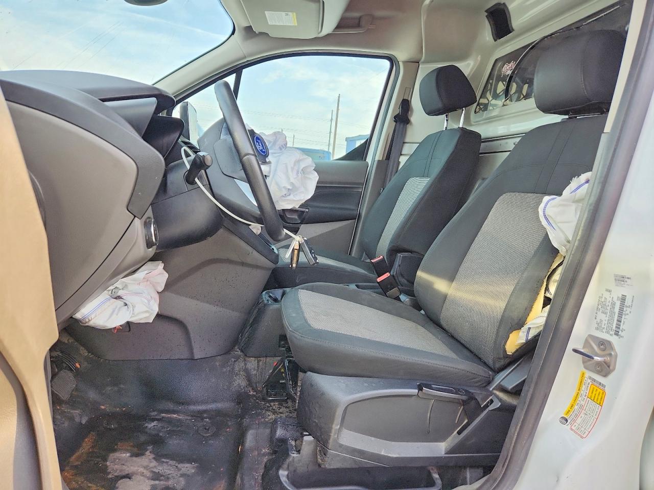 FORD TRANSIT CONNECT 2022 — 8