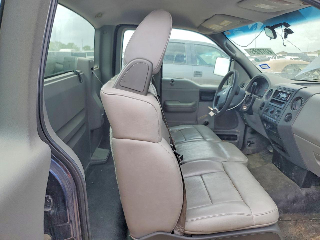 FORD F150 2006 — 11
