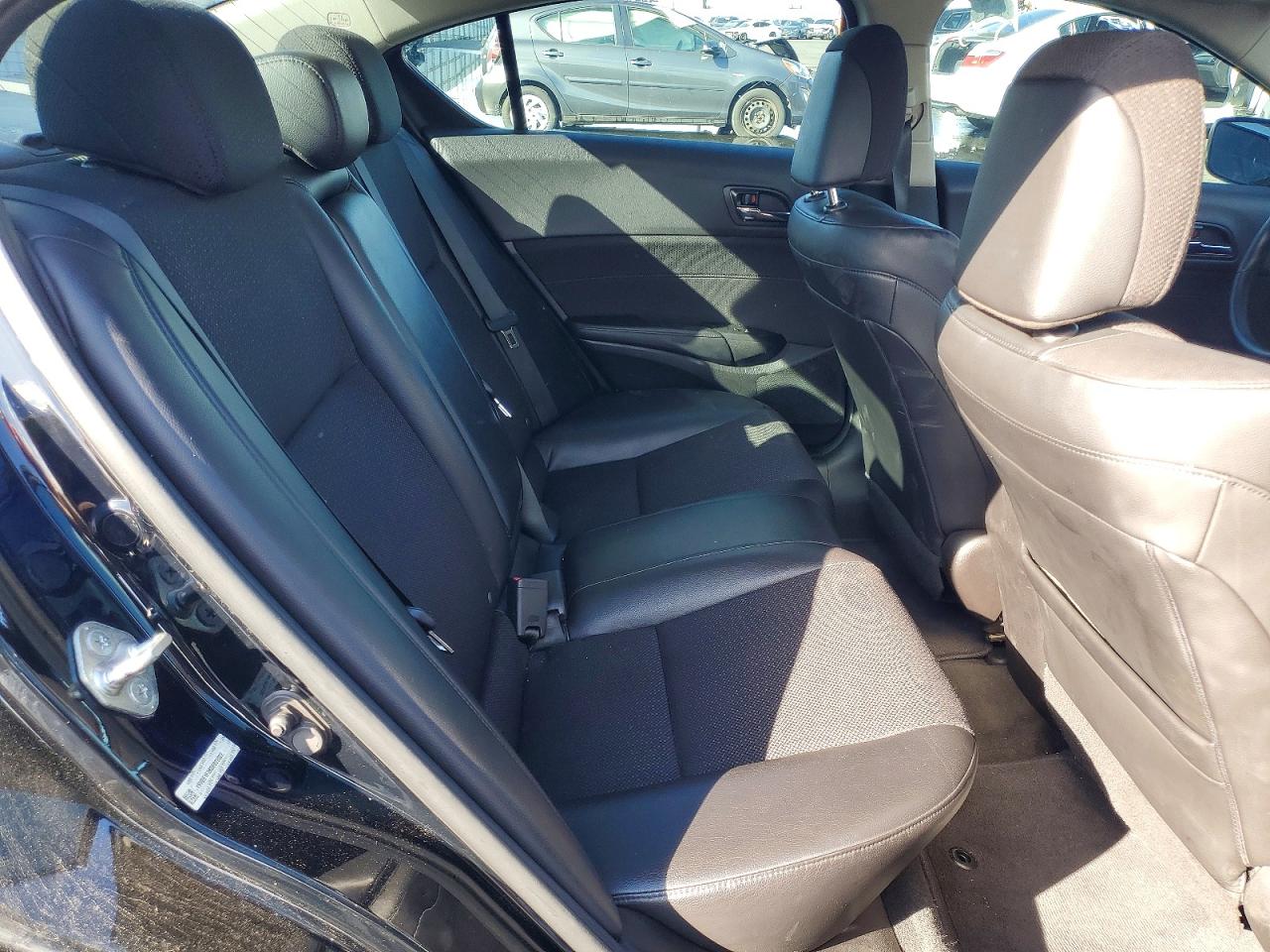 ACURA ILX 2013 — 11