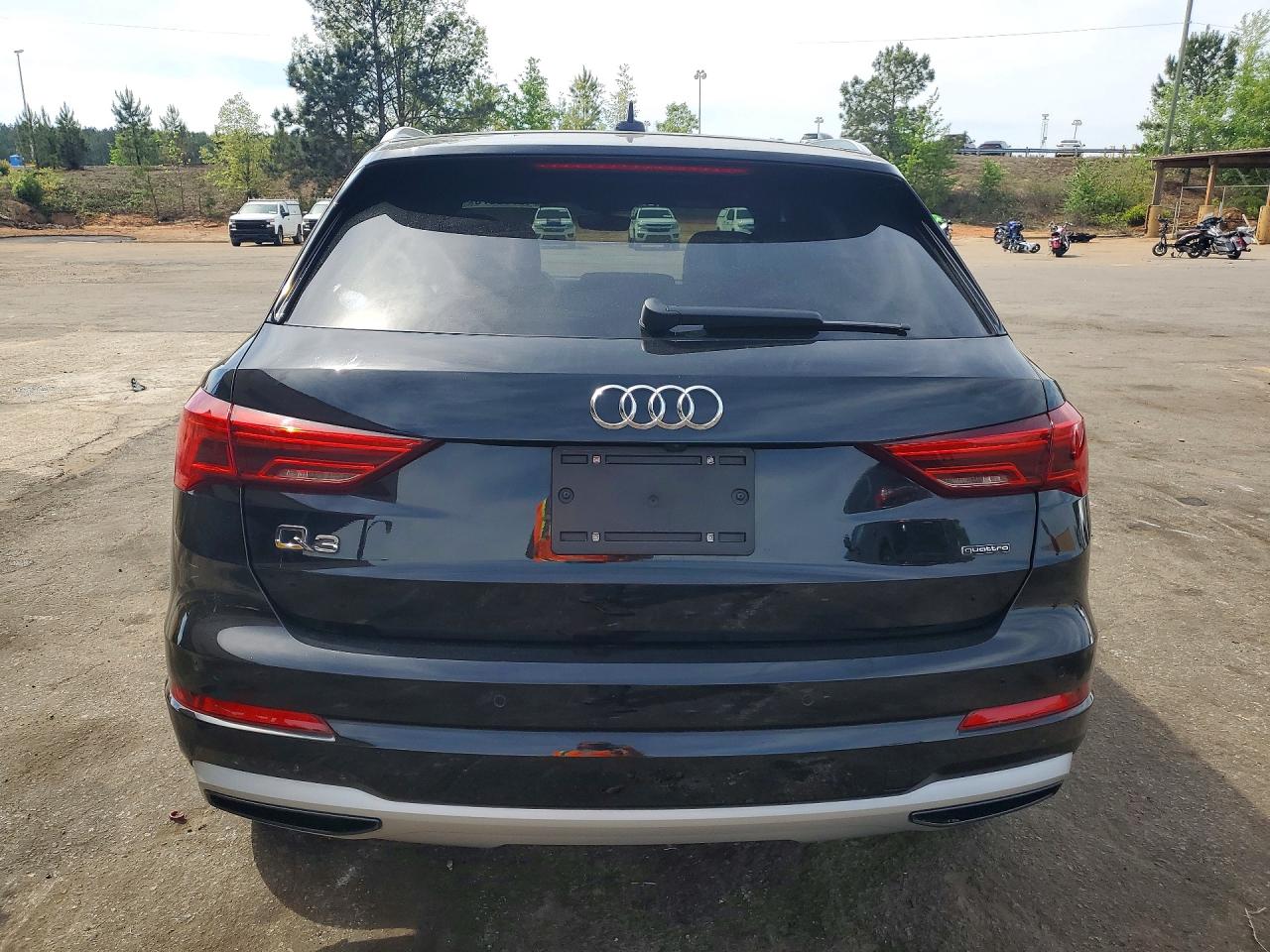 AUDI Q3 2020 — 7