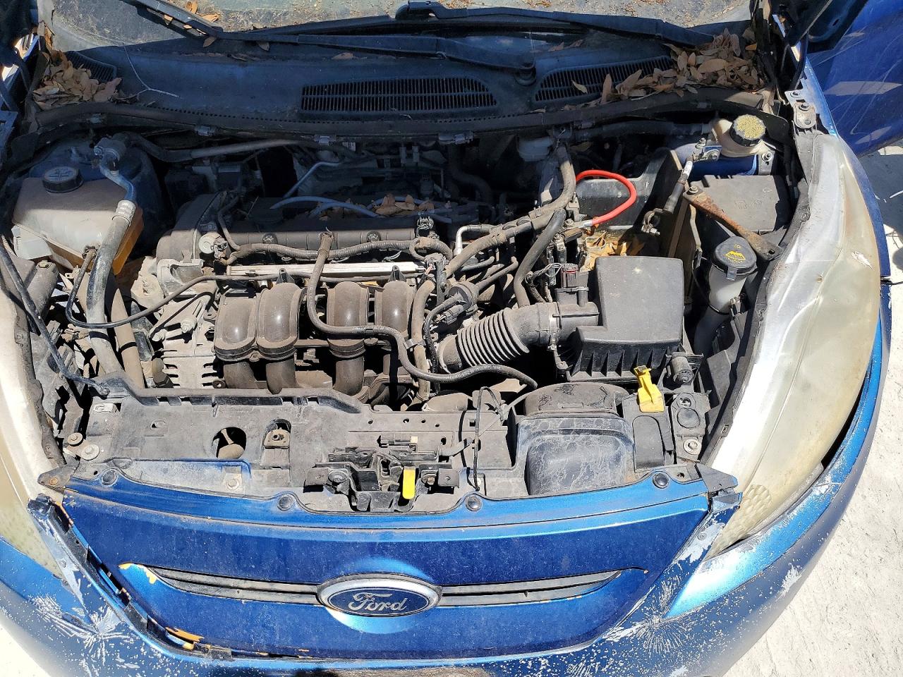 FORD FIESTA 2011 — 12