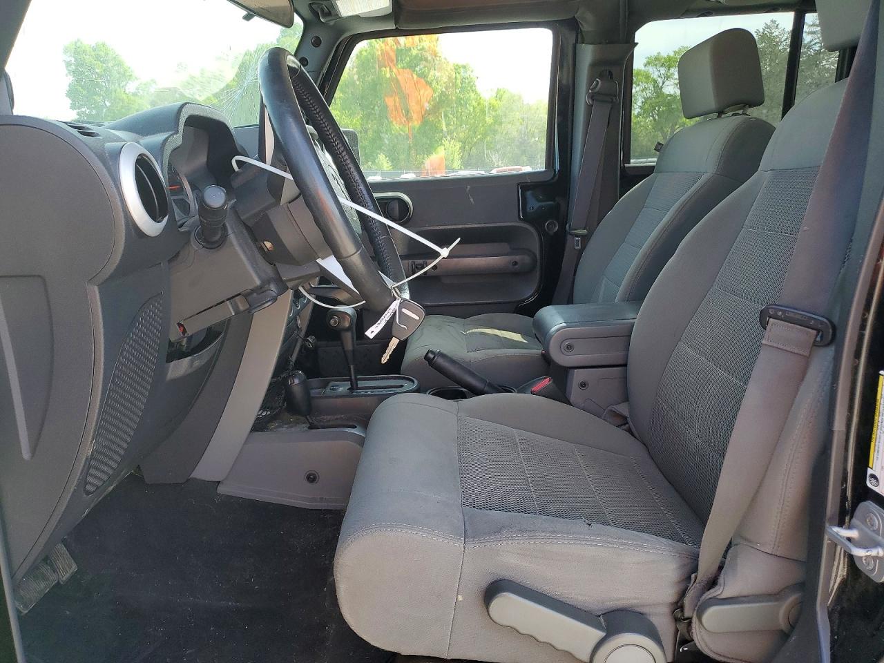 JEEP WRANGLER UNLIMITED 2009 — 8