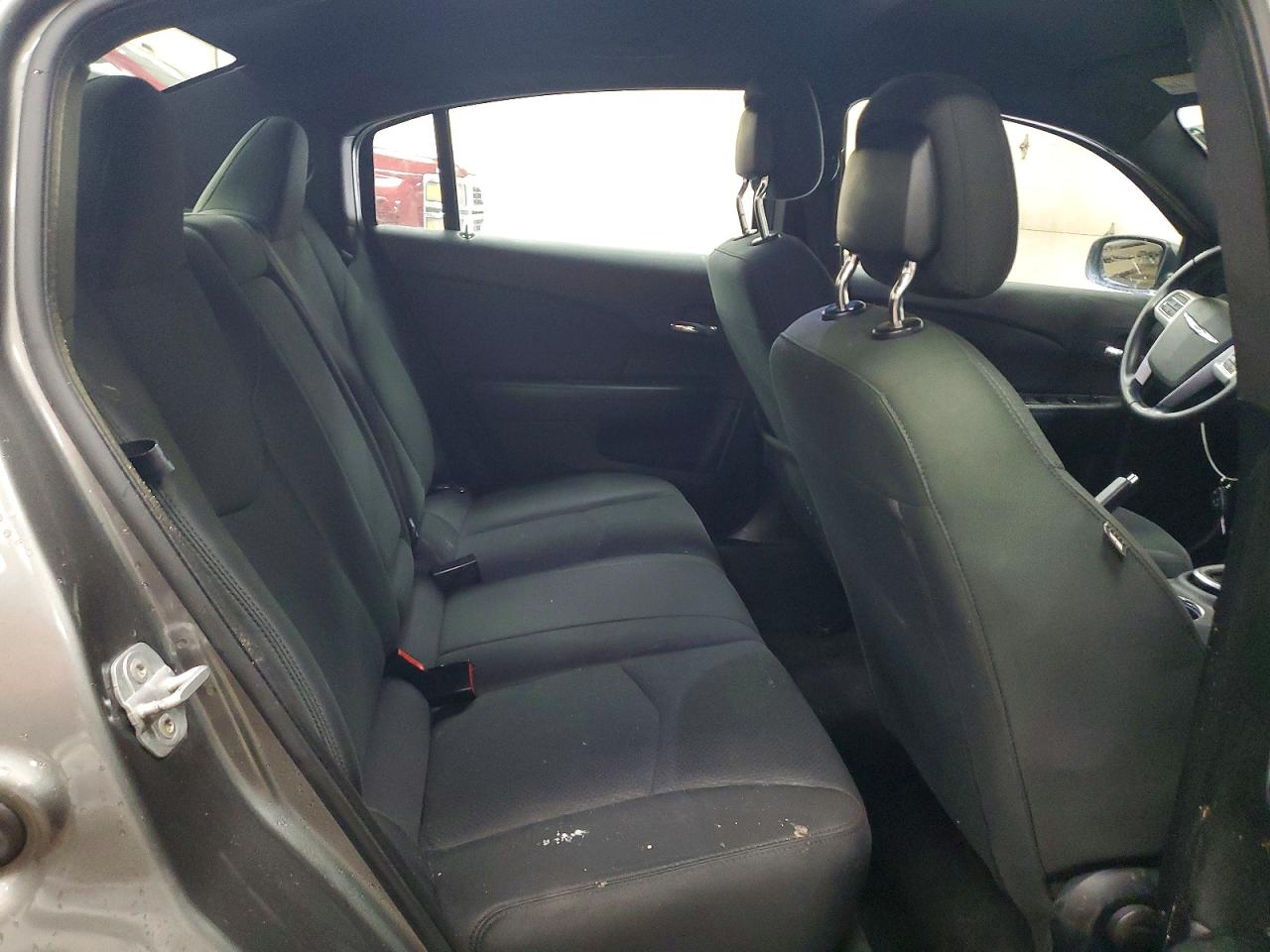 CHRYSLER 200 2012 — 11