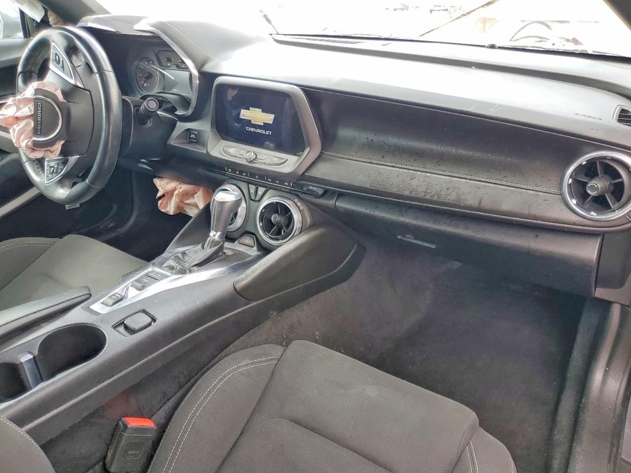 CHEVROLET CAMARO 2021 — 9