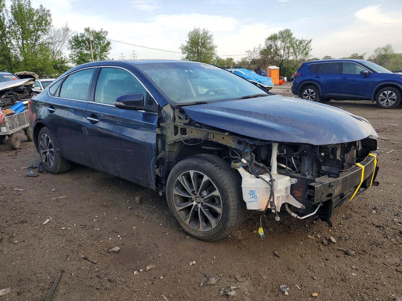 TOYOTA AVALON 2016 — 5