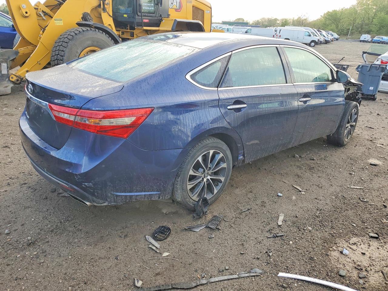 TOYOTA AVALON 2016 — 4