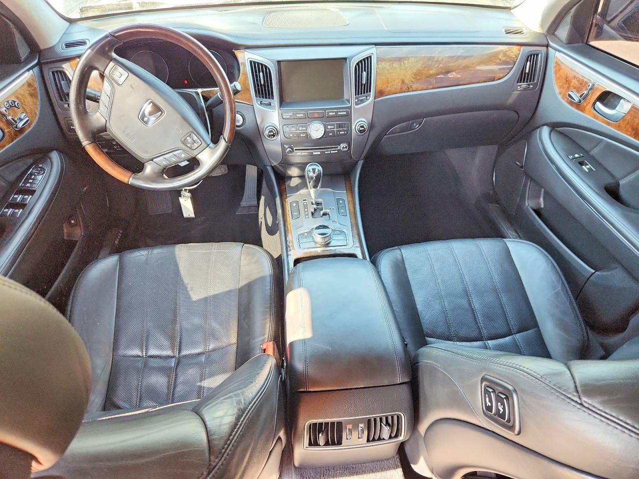 HYUNDAI EQUUS 2011 — 9