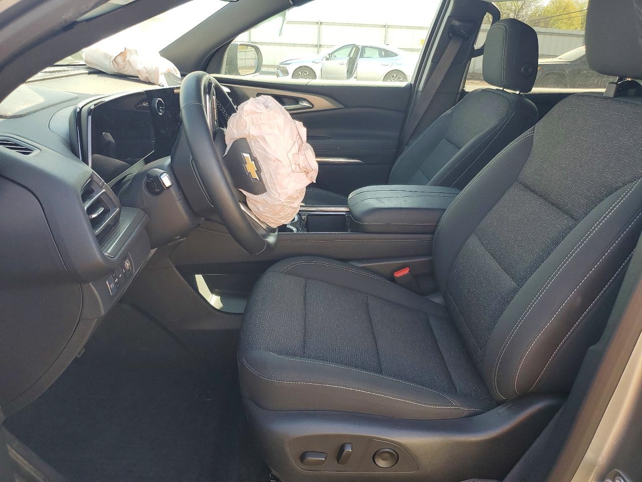 CHEVROLET TRAVERSE 2025 — 8