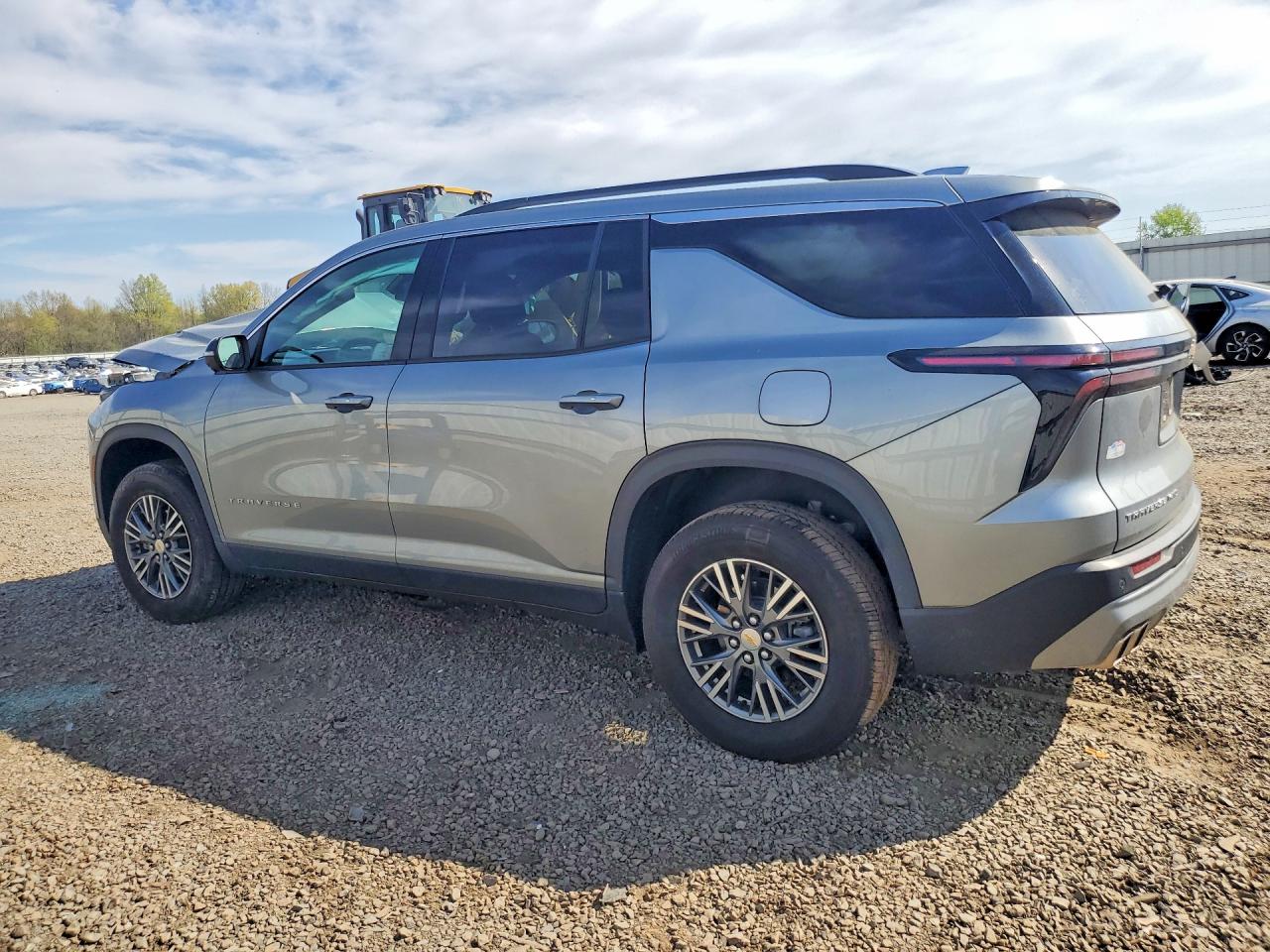 CHEVROLET TRAVERSE 2025 — 3