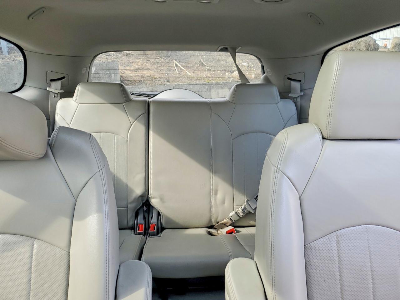 BUICK ENCLAVE 2017 — 11