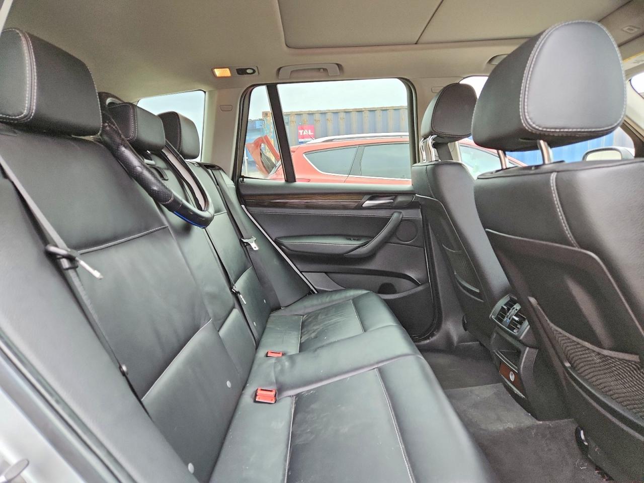 BMW X3 2013 — 12