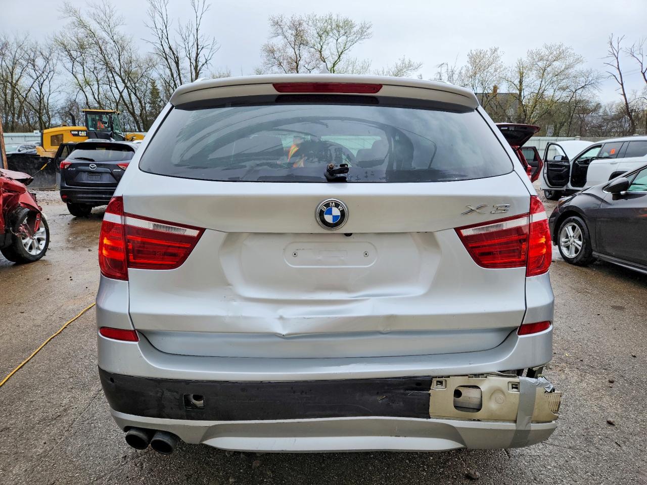 BMW X3 2013 — 7