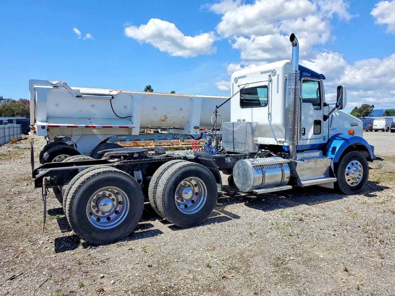 2015 KENWORTH T880