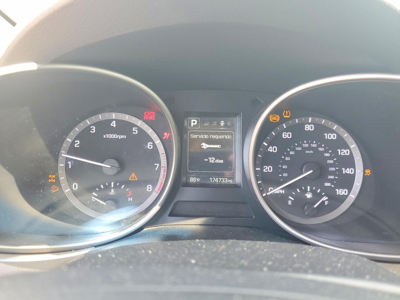 HYUNDAI SANTA FE 2017 — 10
