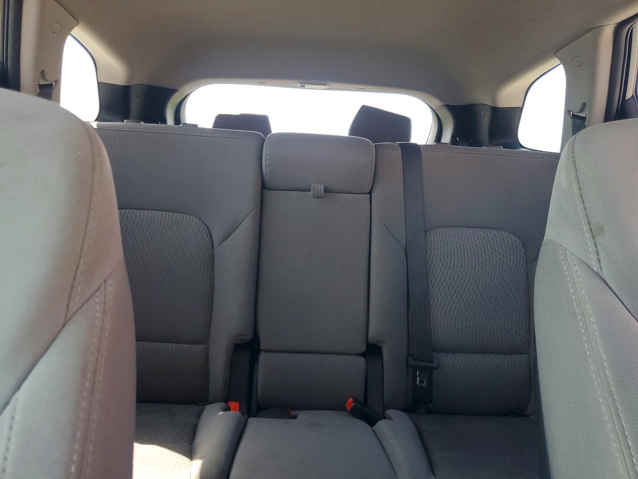 HYUNDAI SANTA FE 2017 — 11