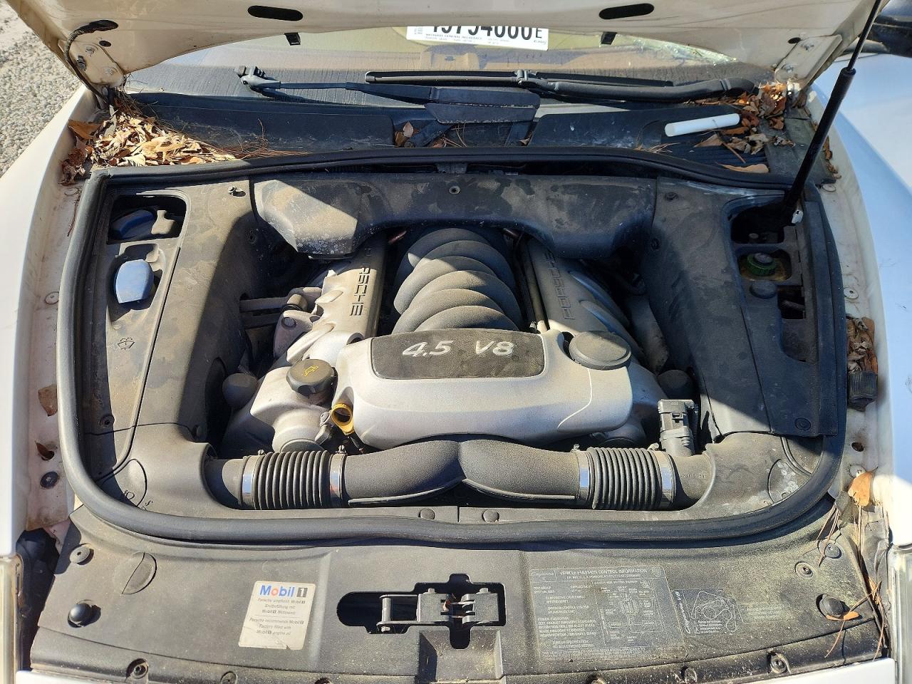 PORSCHE CAYENNE 2006 — 12