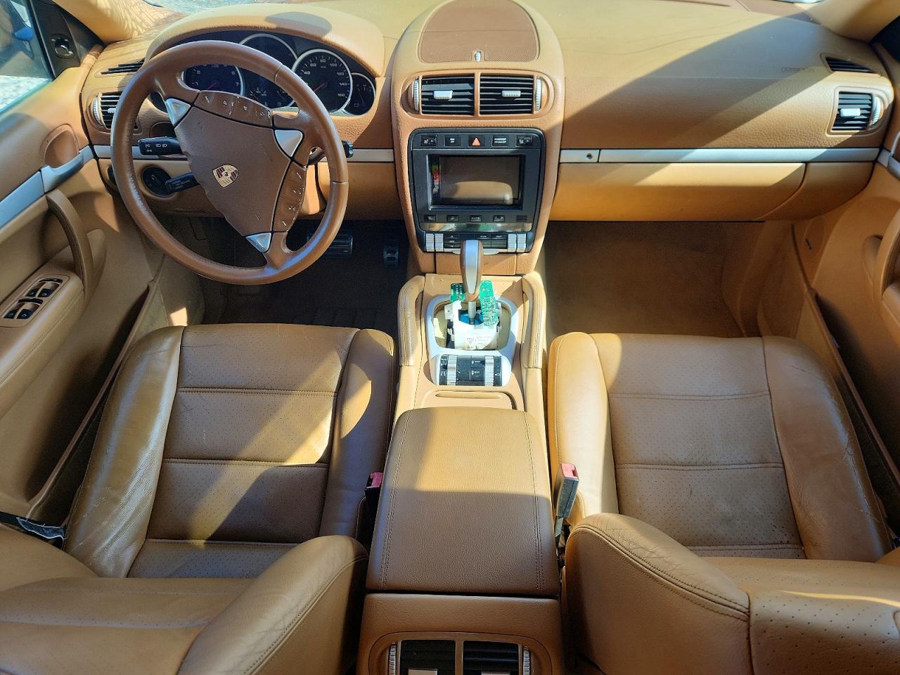 PORSCHE CAYENNE 2006 — 9