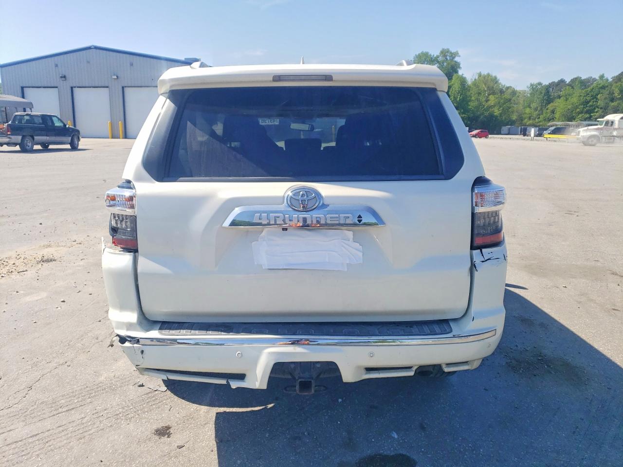 TOYOTA 4RUNNER 2019 — 7