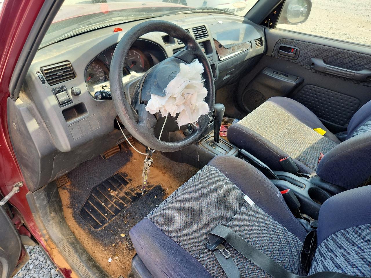 TOYOTA RAV4 1999 — 9