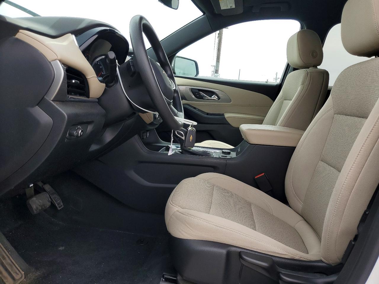 CHEVROLET TRAVERSE 2023 — 8