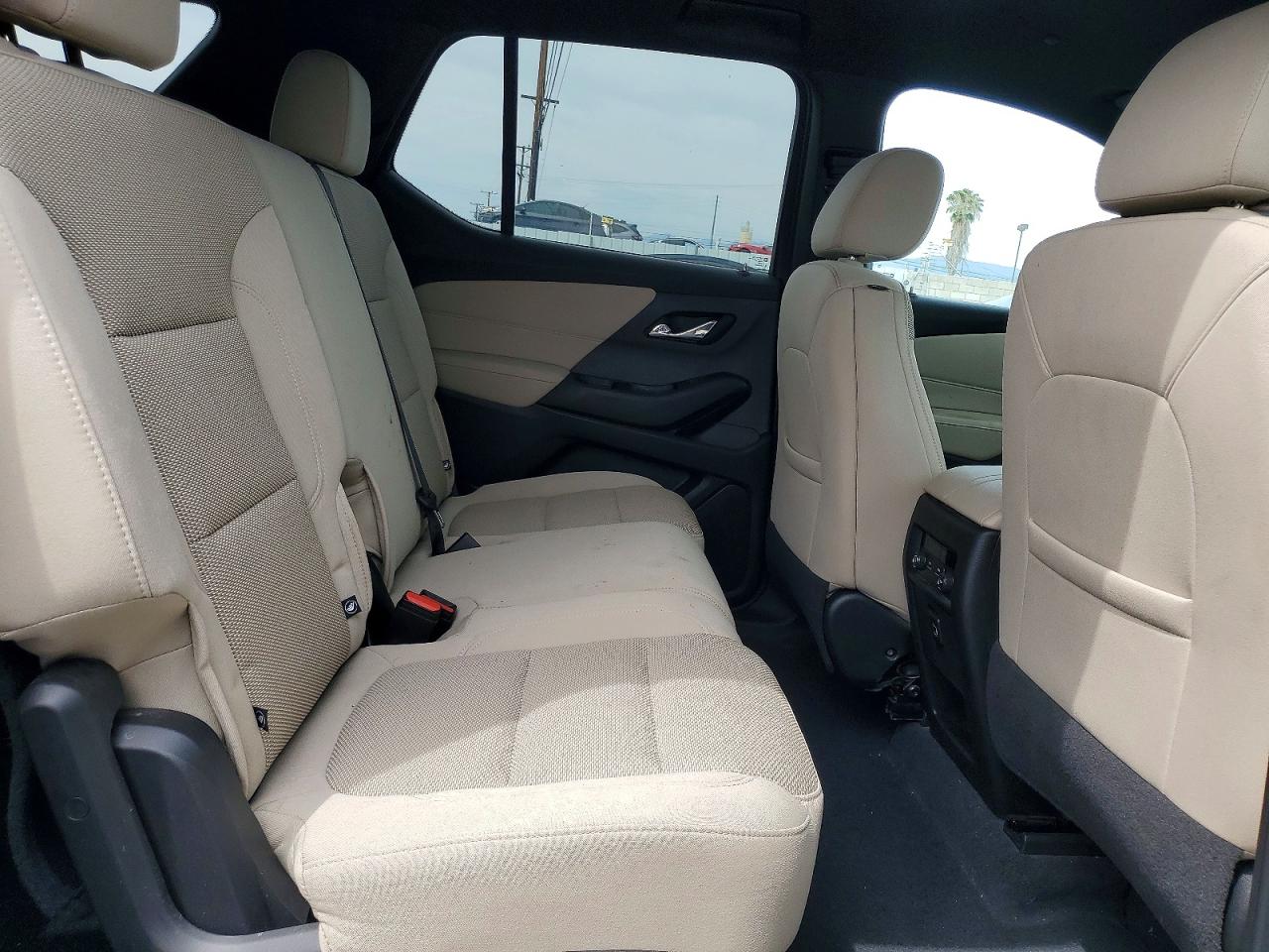 CHEVROLET TRAVERSE 2023 — 12