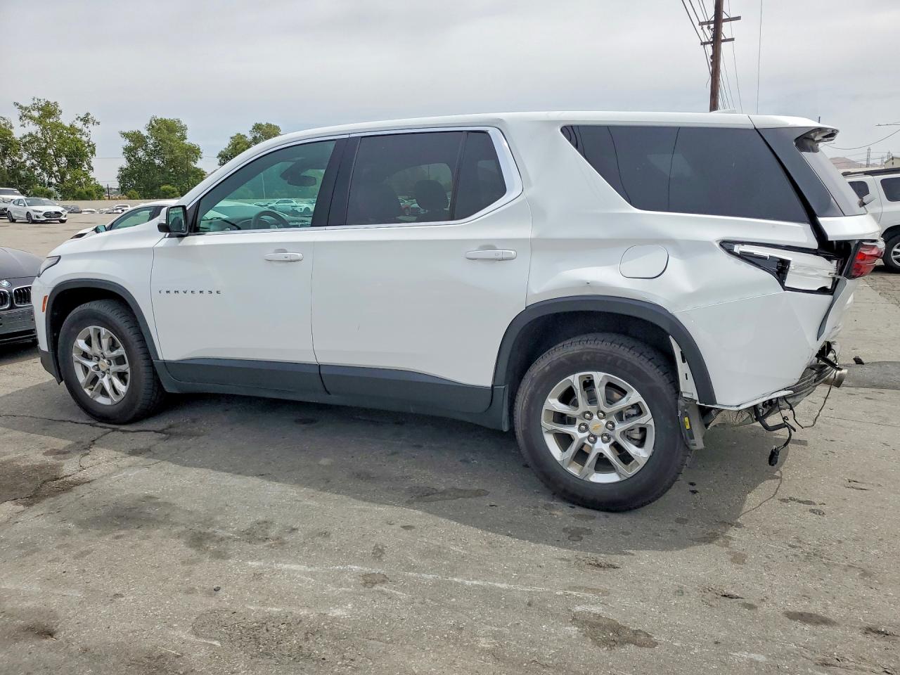 CHEVROLET TRAVERSE 2023 — 3