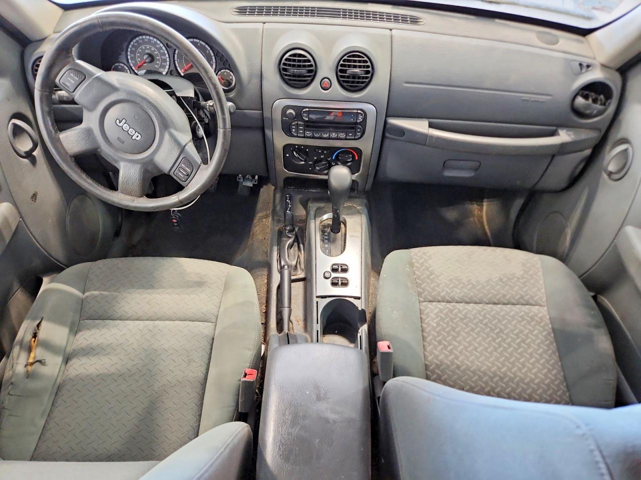 JEEP LIBERTY 2006 — 9
