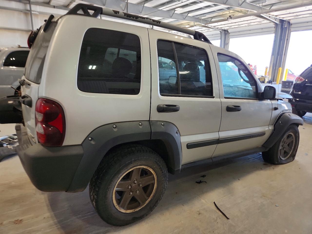 JEEP LIBERTY 2006 — 4