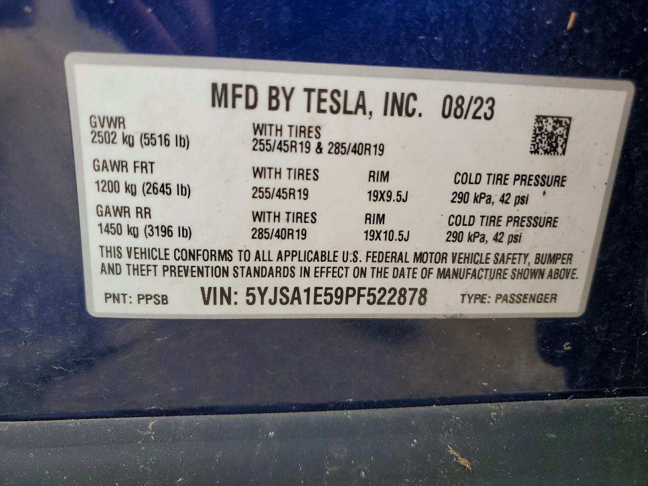 TESLA MODEL S 2023 — 14