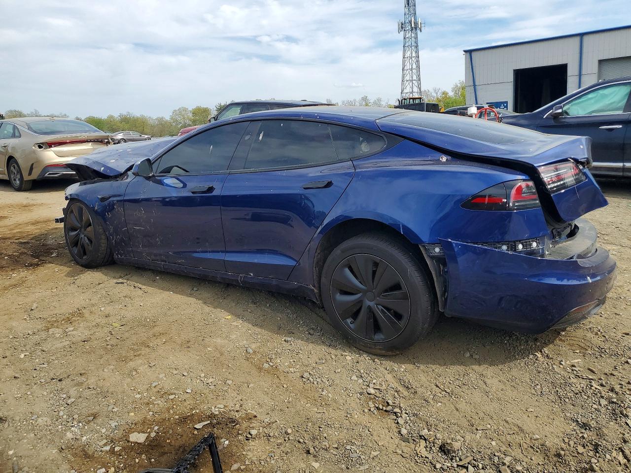 TESLA MODEL S 2023 — 3