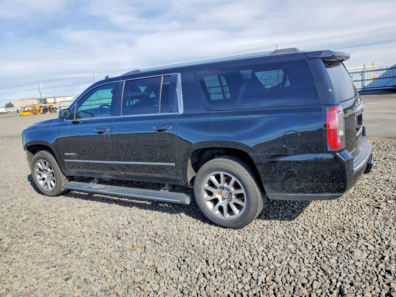 GMC YUKON XL 2015 — 3