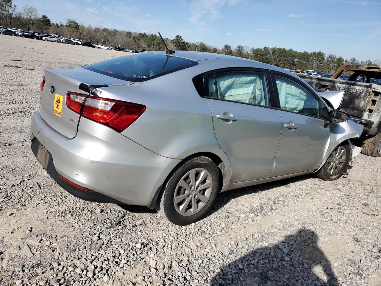 KIA RIO 2016 — 4