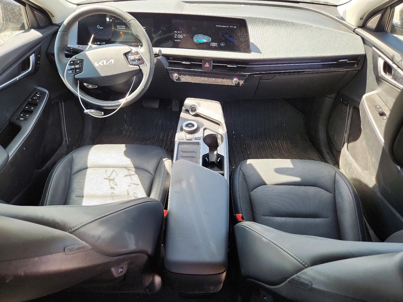 KIA EV6 2024 — 9