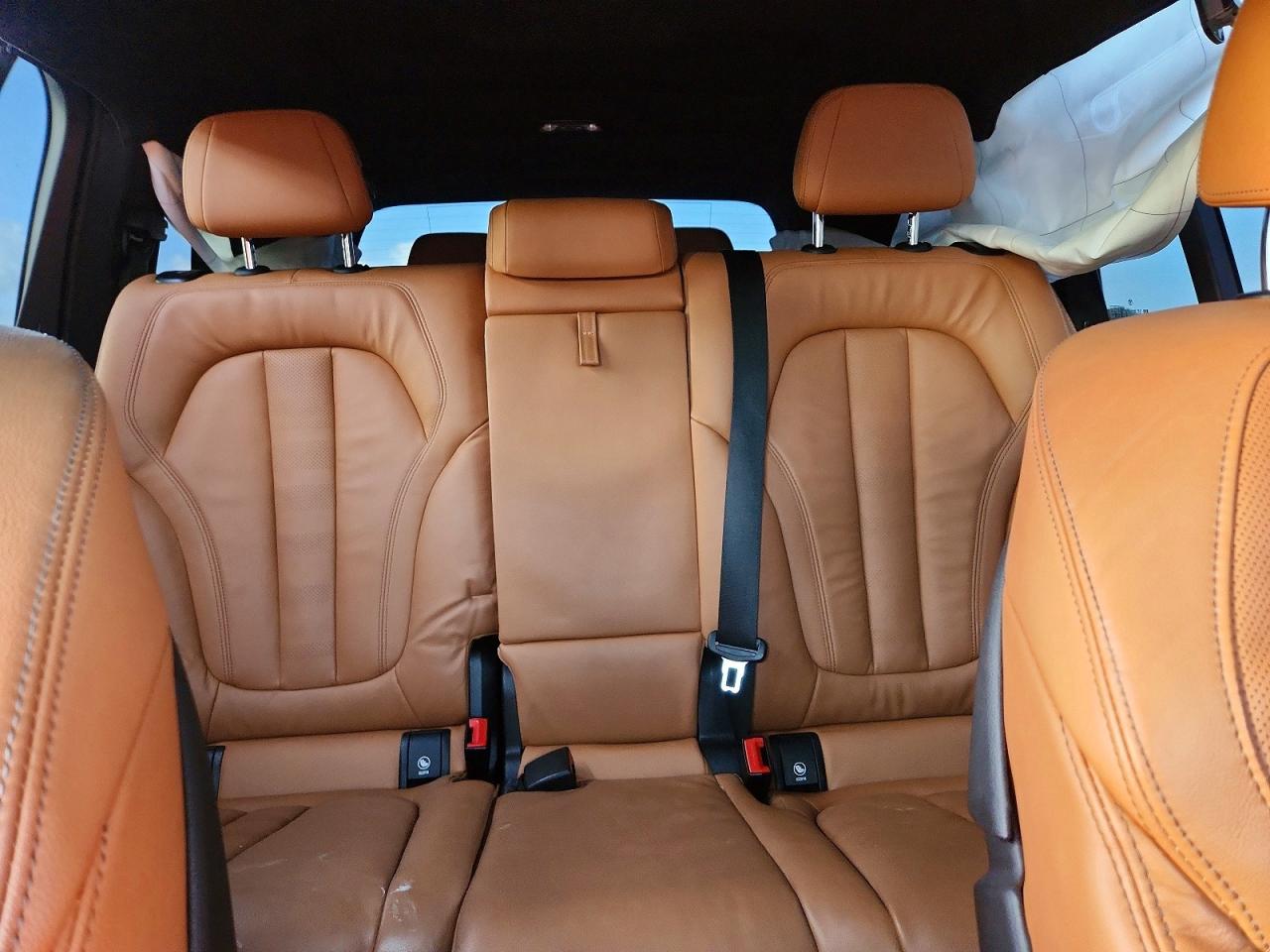 BMW X7 2022 — 11