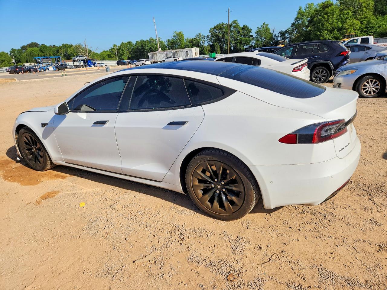 TESLA MODEL S 2017 — 3