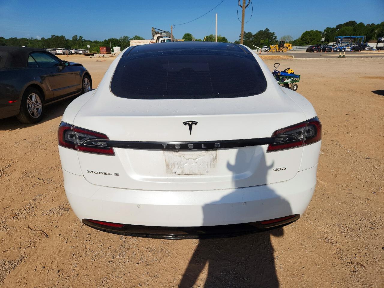TESLA MODEL S 2017 — 7
