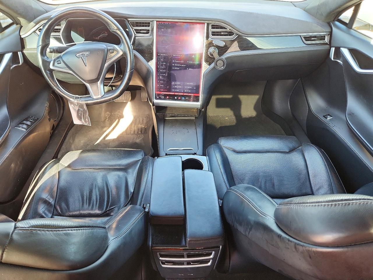 TESLA MODEL S 2017 — 9
