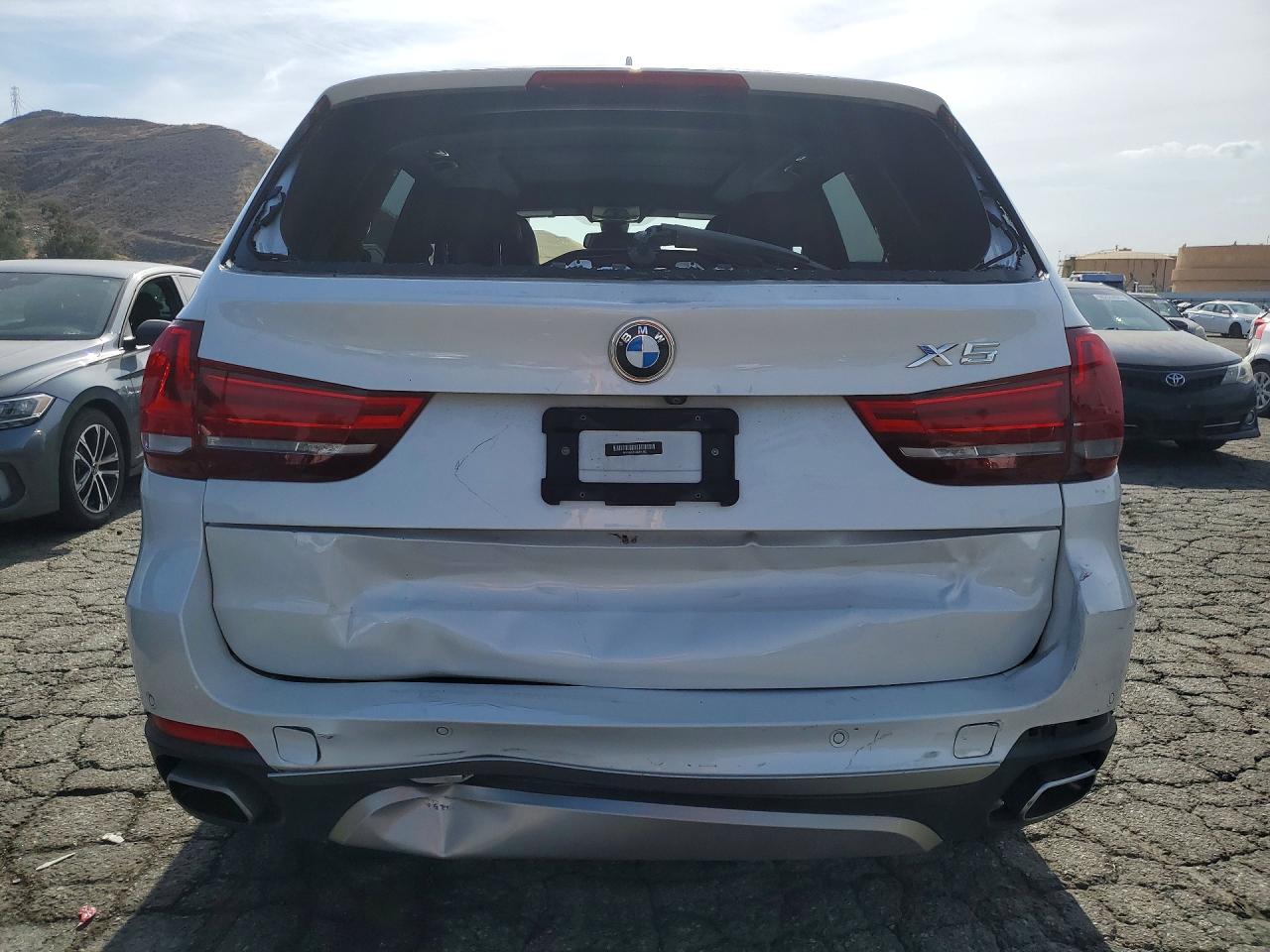BMW X5 2018 — 7