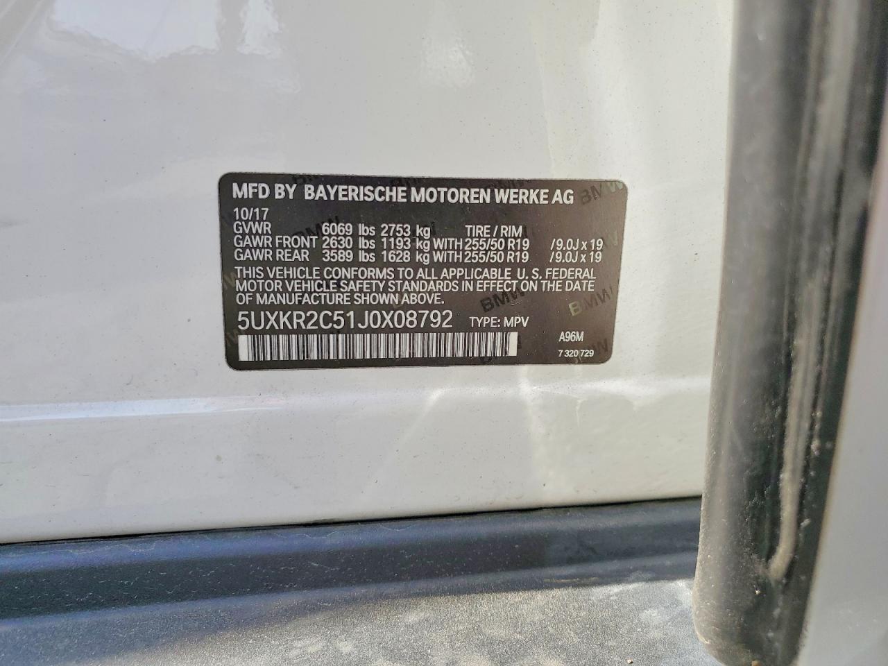 BMW X5 2018 — 14