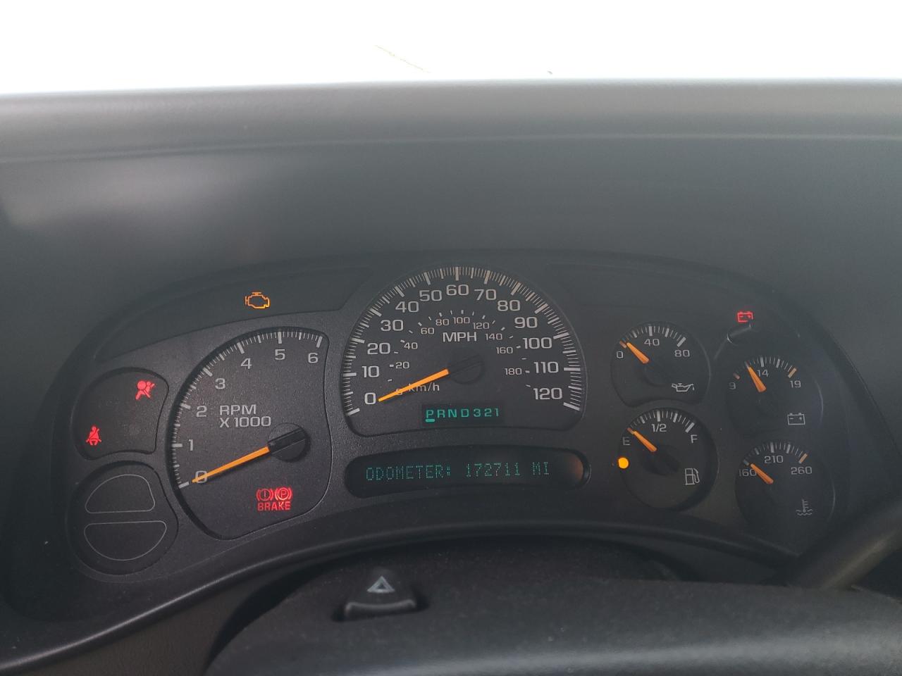 CHEVROLET TAHOE 2003 — 10