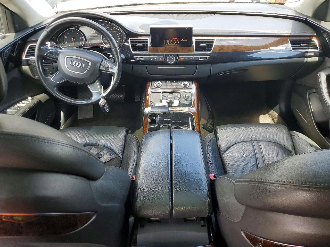 AUDI A8 2011 — 9