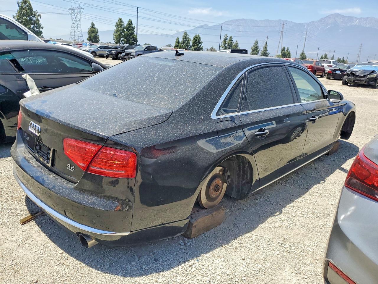AUDI A8 2011 — 4