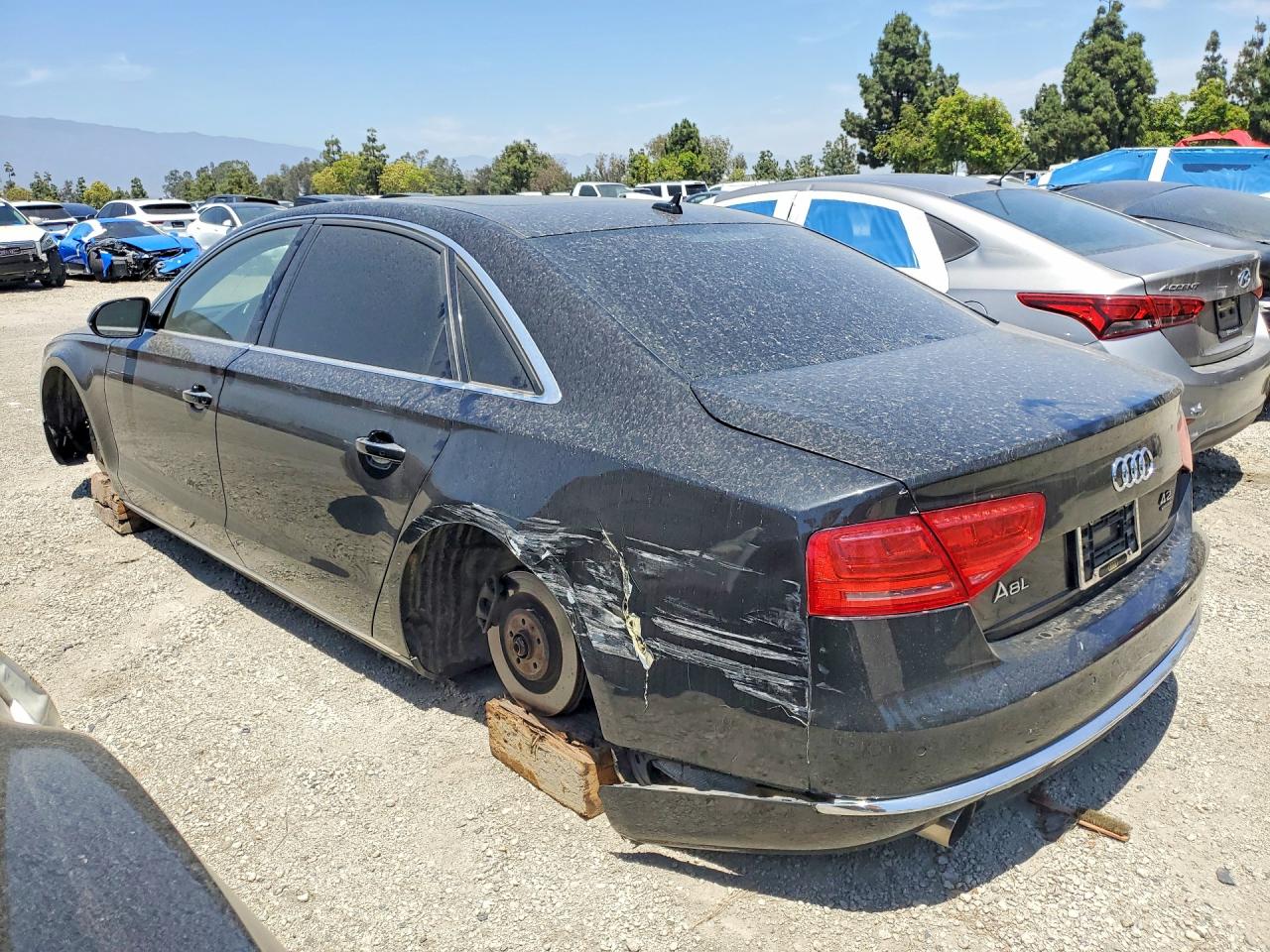 AUDI A8 2011 — 3