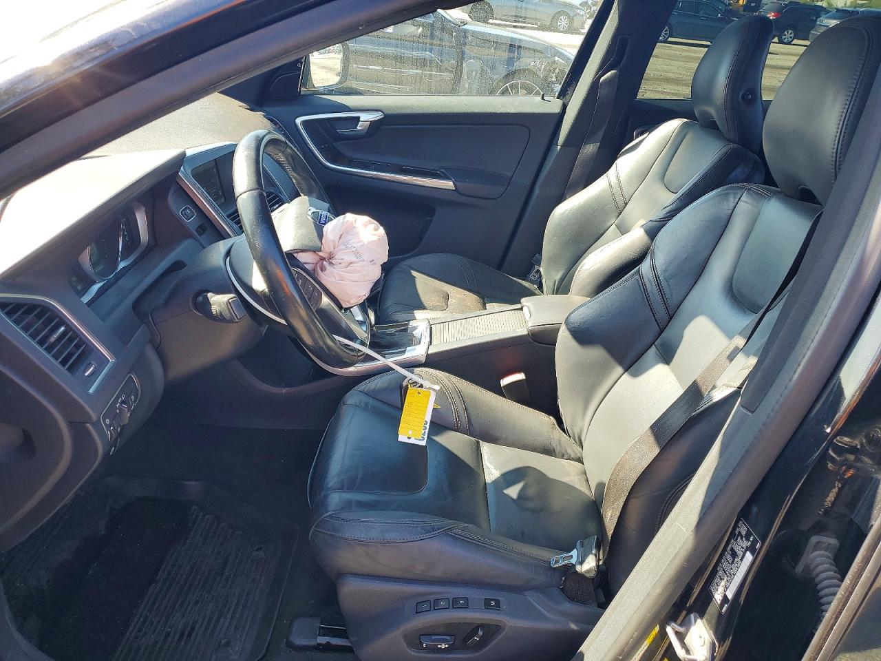 VOLVO XC90 2016 — 8