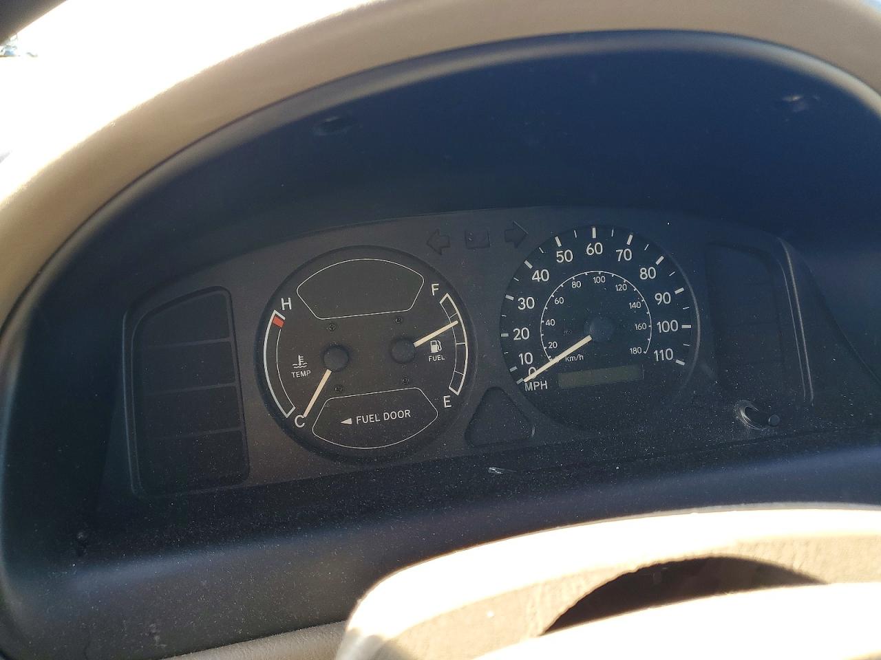 TOYOTA COROLLA 1999 — 10