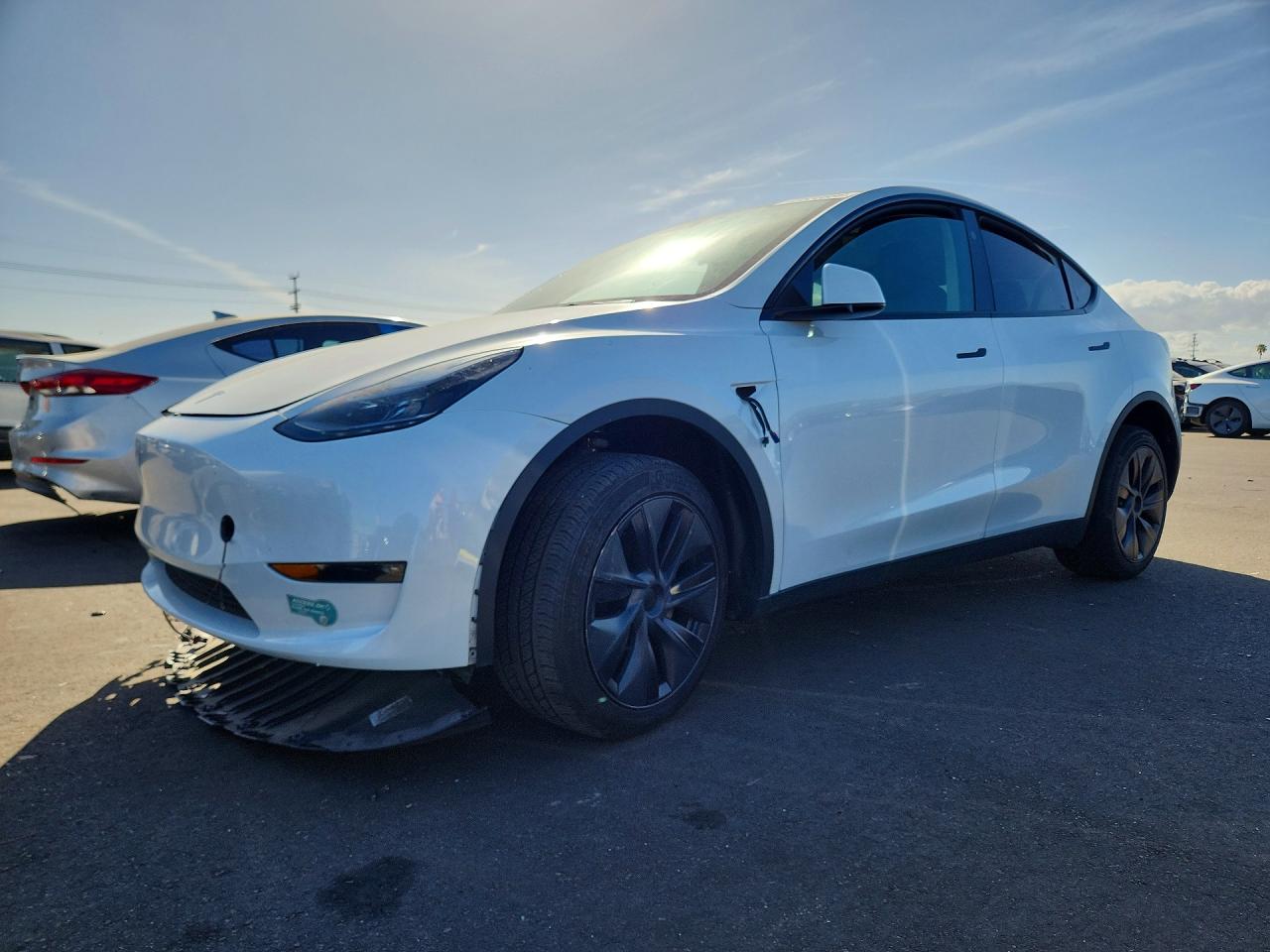TESLA MODEL Y 2025 — 2