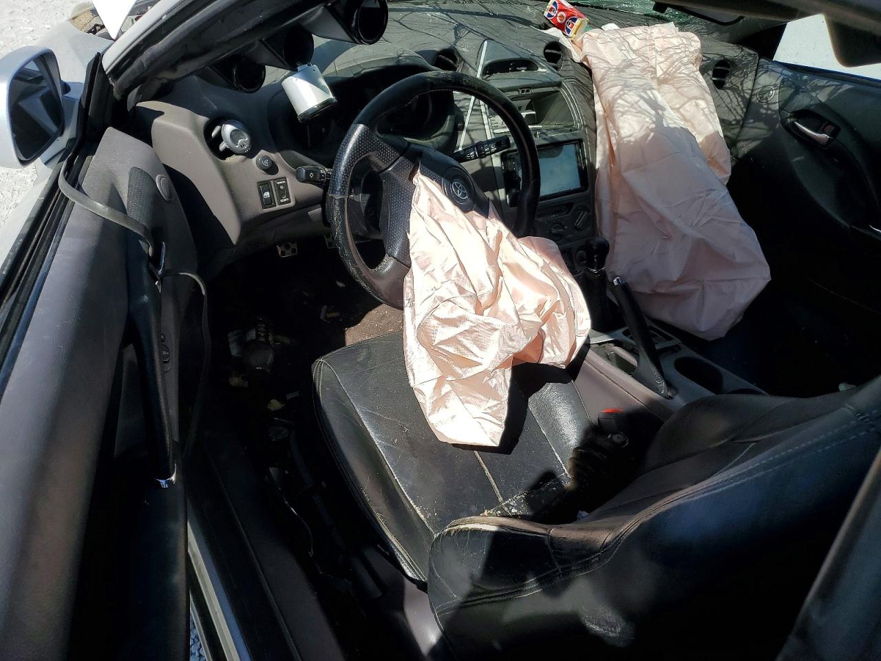 TOYOTA CELICA 2000 — 9