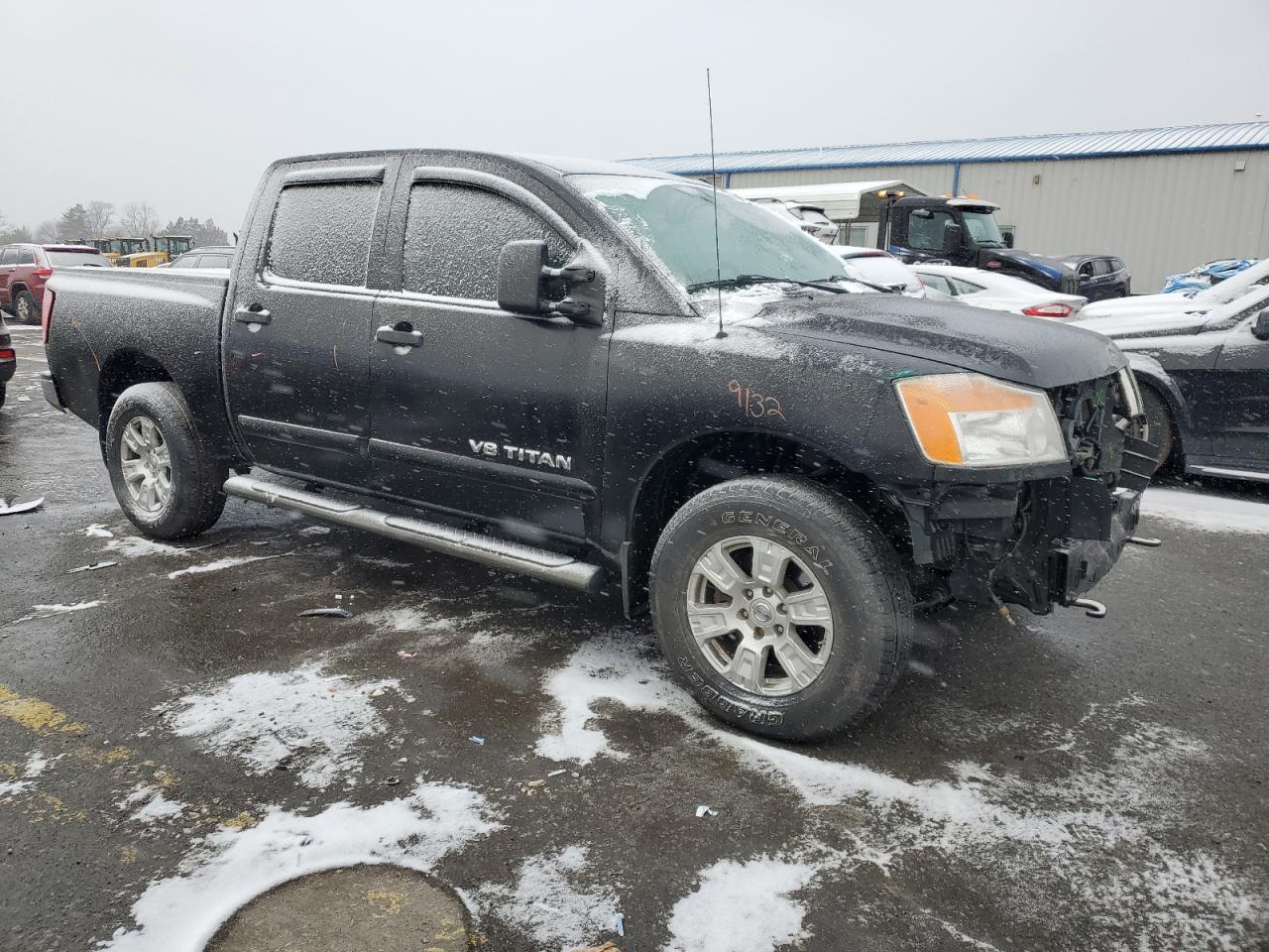 2014 NISSAN TITAN S