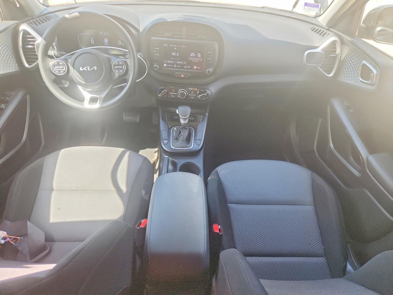 KIA SOUL 2023 — 9
